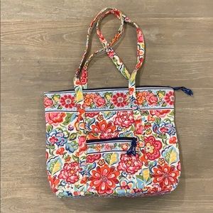 Vera Bradley tote bag